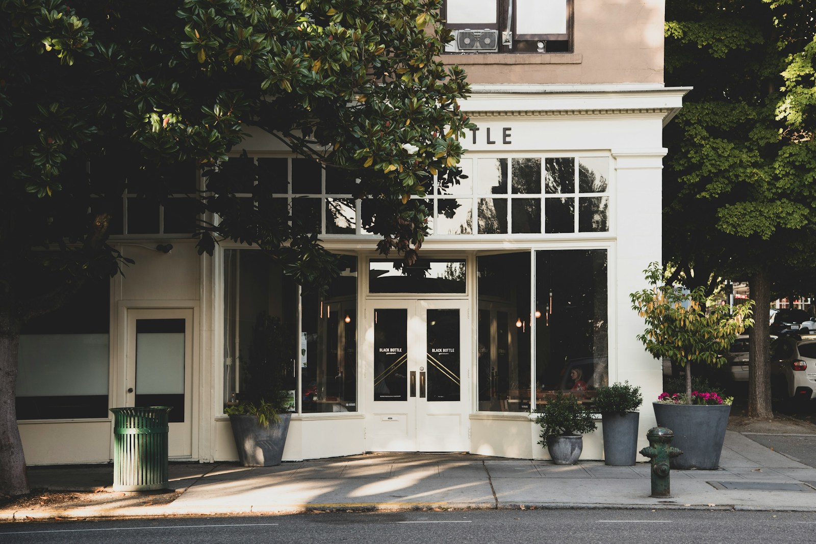 Retail commercial real estate